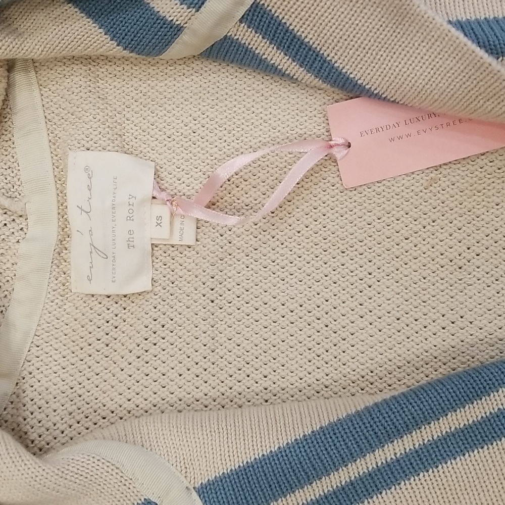 "Rory" oatmeal colored cardigan - Picture 3 of 4